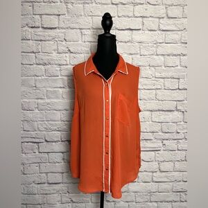 Liz Claiborne Sleeveless Button Down Blouse with White Piping size L